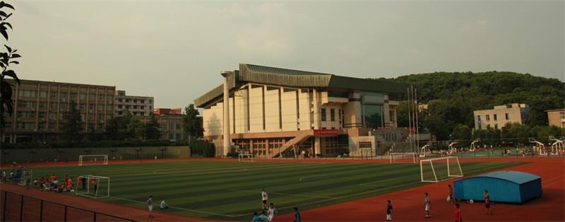 湖南大学体育场