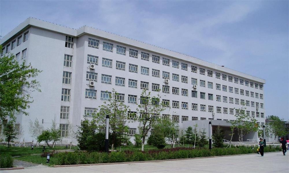 新疆大学建筑