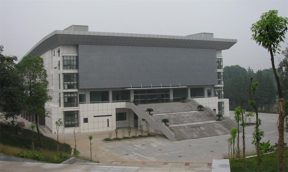南京财大图书馆