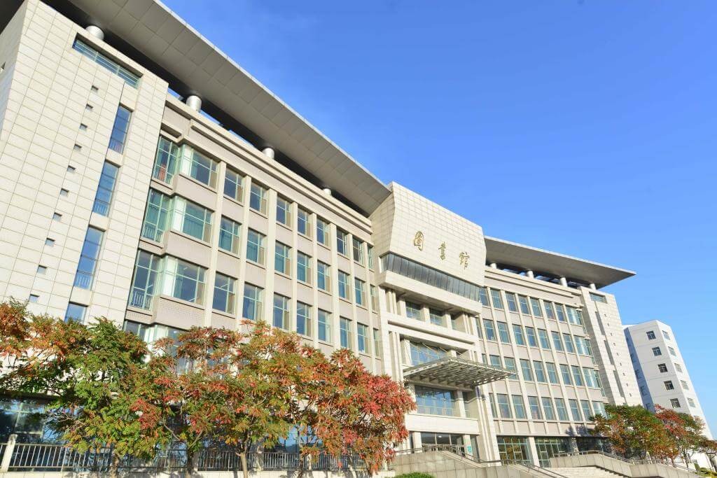 锦州医科大学图书馆
