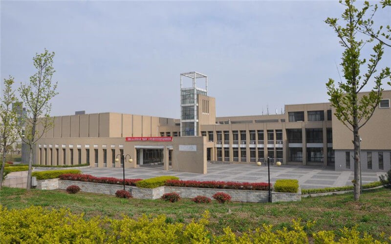安徽工业大学教学楼
