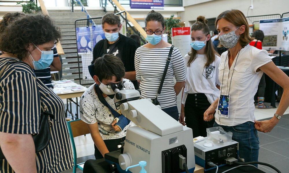 法国昂热大学活动