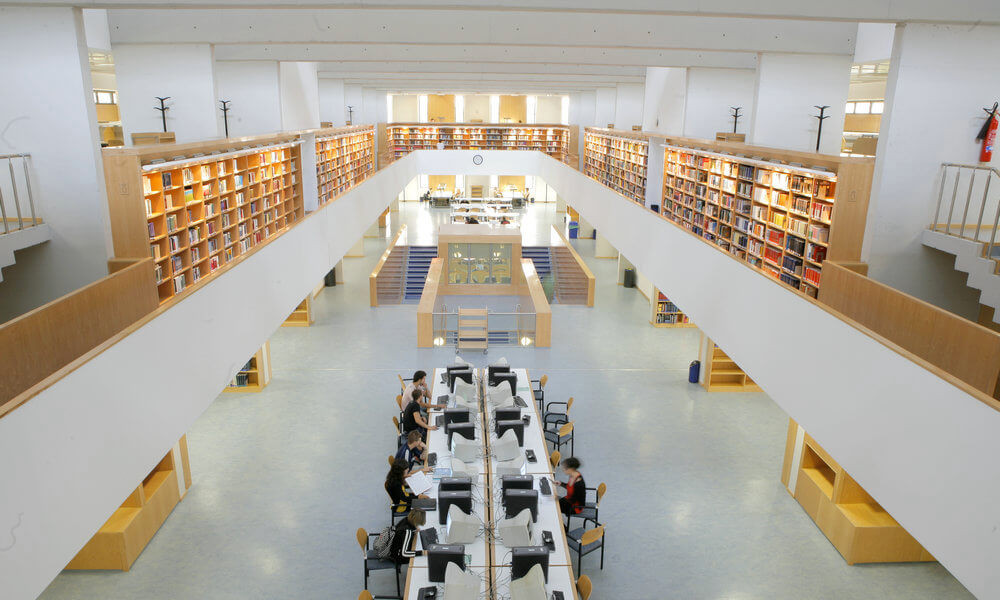 胡安卡洛斯国王大学图书馆