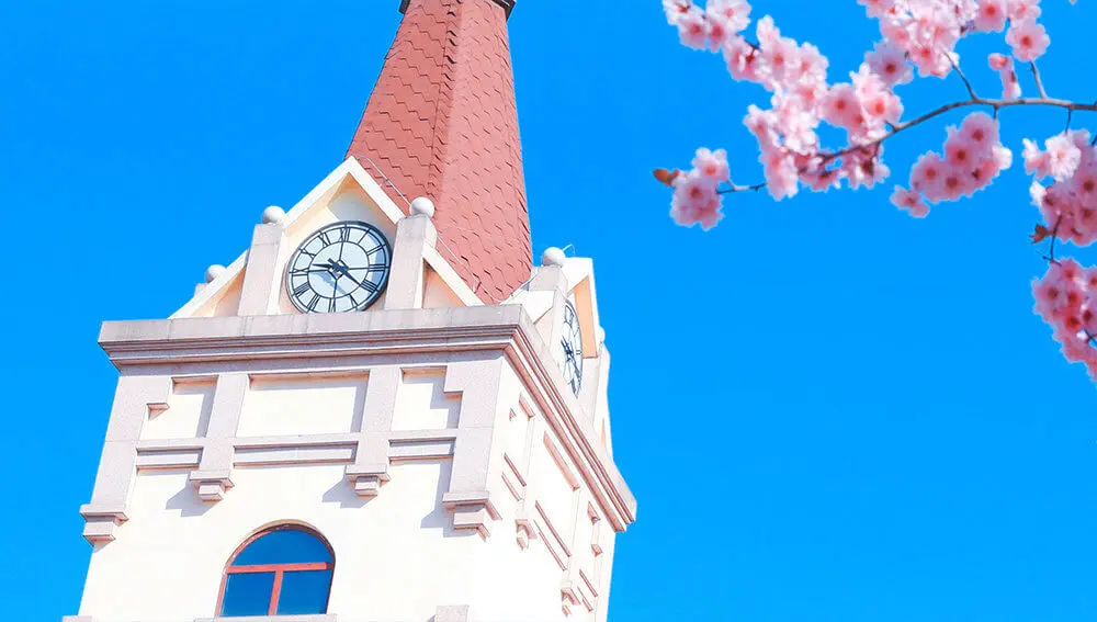 山东建筑大学时钟