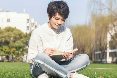 民商法学在职研究生考试好考吗？