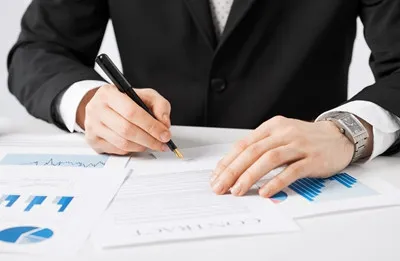 报考中国社会科学院研究生院高级课程研修班有限制吗？
