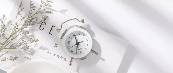 美国雪兰多大学在职研究生可以不考英语吗？
