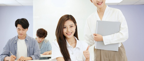 報(bào)考四川大學(xué)在職研究生在哪里進(jìn)行報(bào)名？