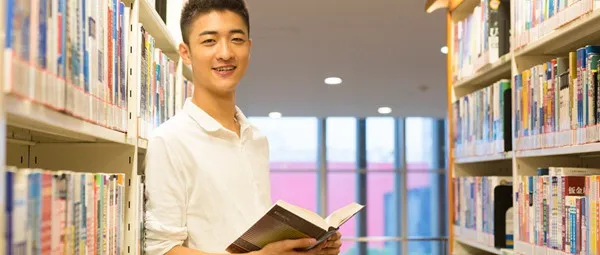 石河子大学在职研究生现场确认在什么时候？