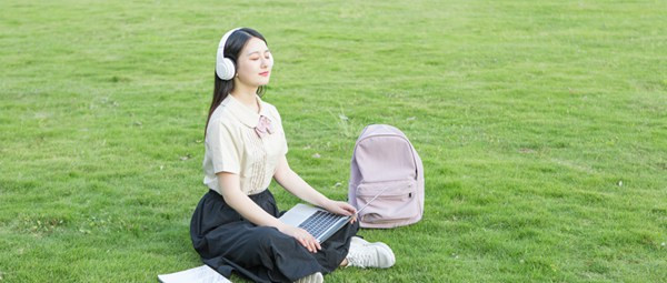 華北電力大學(xué)在職研究生上課時間是怎么安排的?