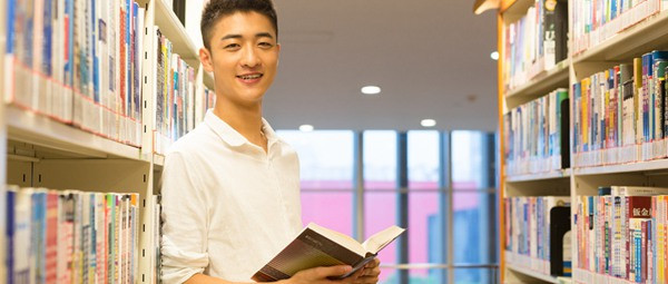读西北政法大学在职研究生民商法学能获得什么证书？