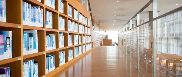 报考中央财经大学应用经济学在职研究生需要读多久？