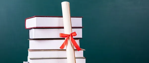 学完上海对外经贸大学在职研究生能获得硕士学位证书吗？