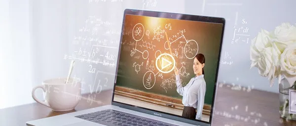 西南政法大学在职研究生有没有网络班？怎么上课？