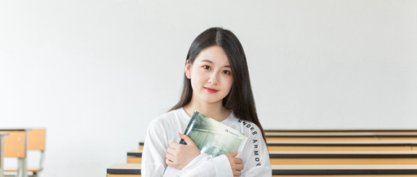 復旦大學在職研究生會計學學費是多少？