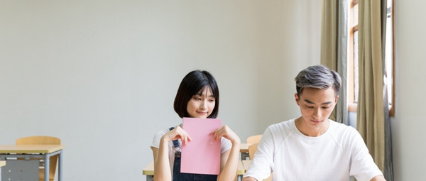 中外合辦的考試內容是什么？好考嗎？