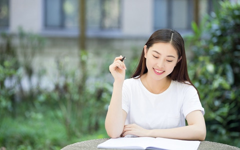 攻讀河北農(nóng)業(yè)大學(xué)在職研究生在哪里上課？