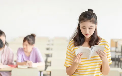 攻读暨南大学在职研究生怎么上课？