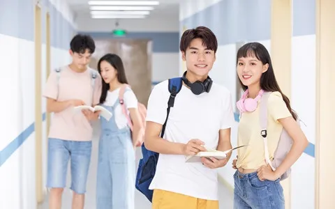 上海财经大学在职研究生可以不考英语吗？