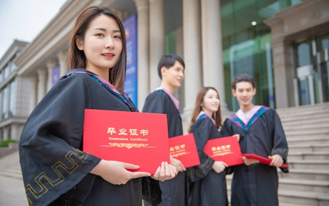 華東師范大學(xué)在職研究生好考嗎？考試通過率怎么樣？