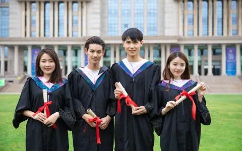 点击了解：西北大学在职研究生报考条件与要求是什么？