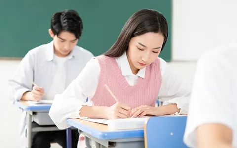 对外经济贸易大学非全日制研究生好考吗？