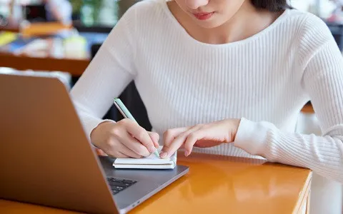 临床医学在职研究生可以考执业医师吗？