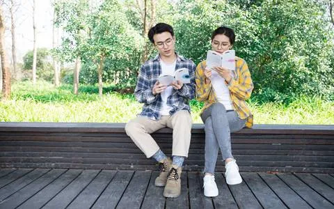 口腔医学在职研究生怎样考？