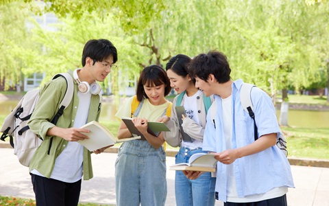 北京航空航天大學(xué)在職研究生報考要求