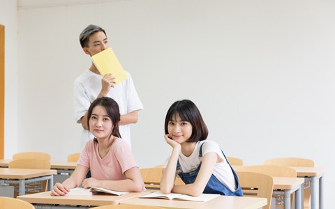 四川大学非全日制研究生怎么上课？