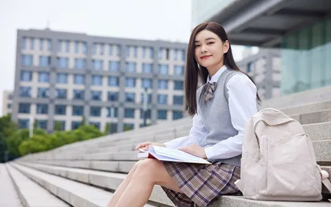 新闻学在职研究生好考吗？通过率高吗？