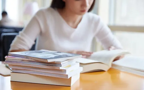 有必要报考上海大学电子与信息在职研究生吗？