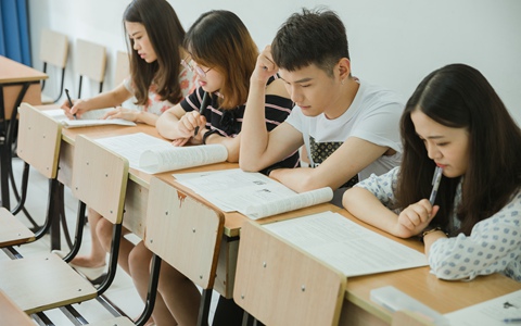 湖南大学在职研究生考试难度及通过率