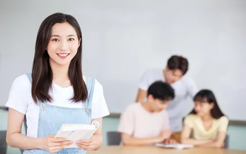 华东师范大学双证在职研究生怎么样？值得读吗？