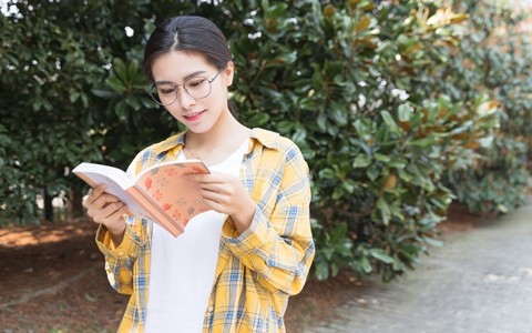 新疆財(cái)經(jīng)大學(xué)emba考試科目有哪些？