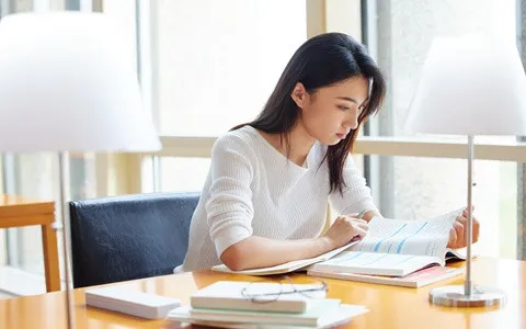 西南大学在职研究生有双证吗？值得读吗？