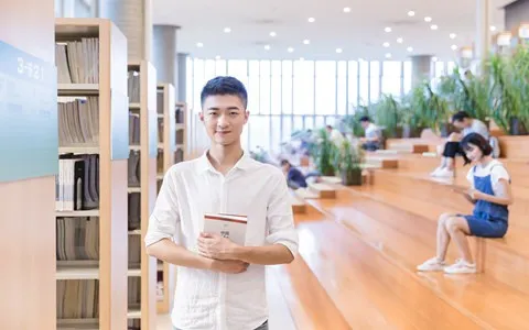 2024年医学技术在职研究生报名时间是什么时候？