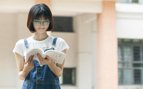 辽宁工业大学在职研究生就业前景如何？值得读吗？