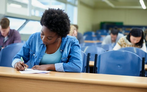 西班牙马德里康普顿斯大学世界排名