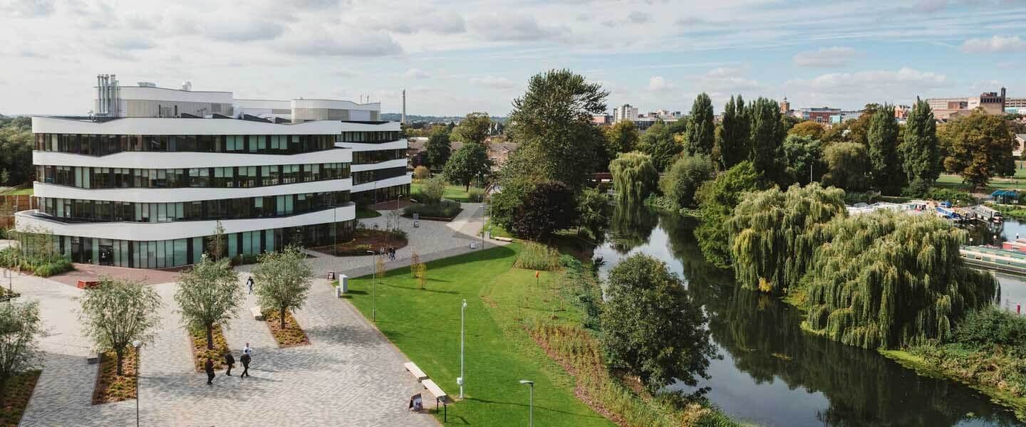 英国北安普顿大学校园风景