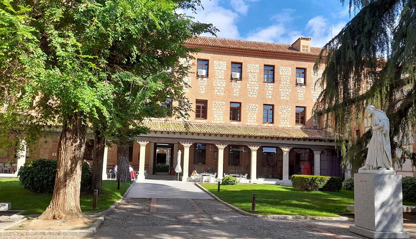 西班牙阿尔卡拉大学西班牙阿尔卡拉大学建校于1499年,大学已经有了500