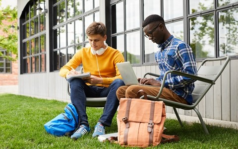 西班牙马德里康普顿斯大学国际硕士在哪些地区有招生？