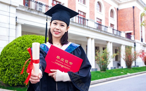 南京信息工程大学农业在职研究生获得证书