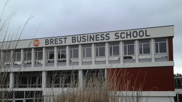 法国布雷斯特商学院