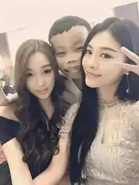 月色眉弯