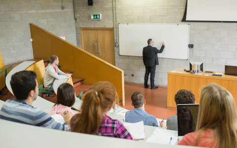 美国西东大学学费详情