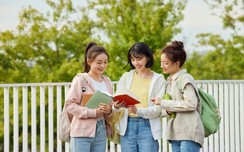 2024年同等學(xué)力申碩報(bào)名時(shí)間是什么時(shí)候