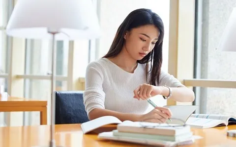 上海财经大学在职课程报名条件有哪些？