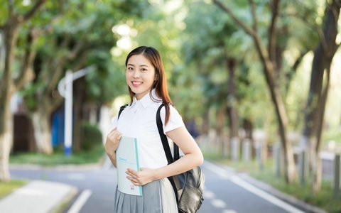 西安外国语大学招免联考硕士研究生吗？