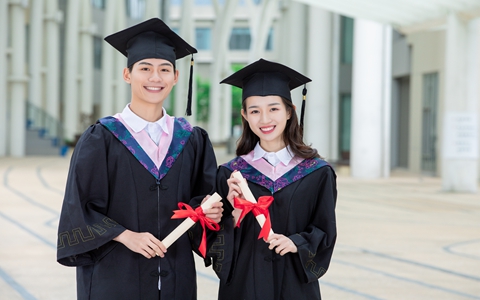 湖北師范大學免聯考研究生申碩要求